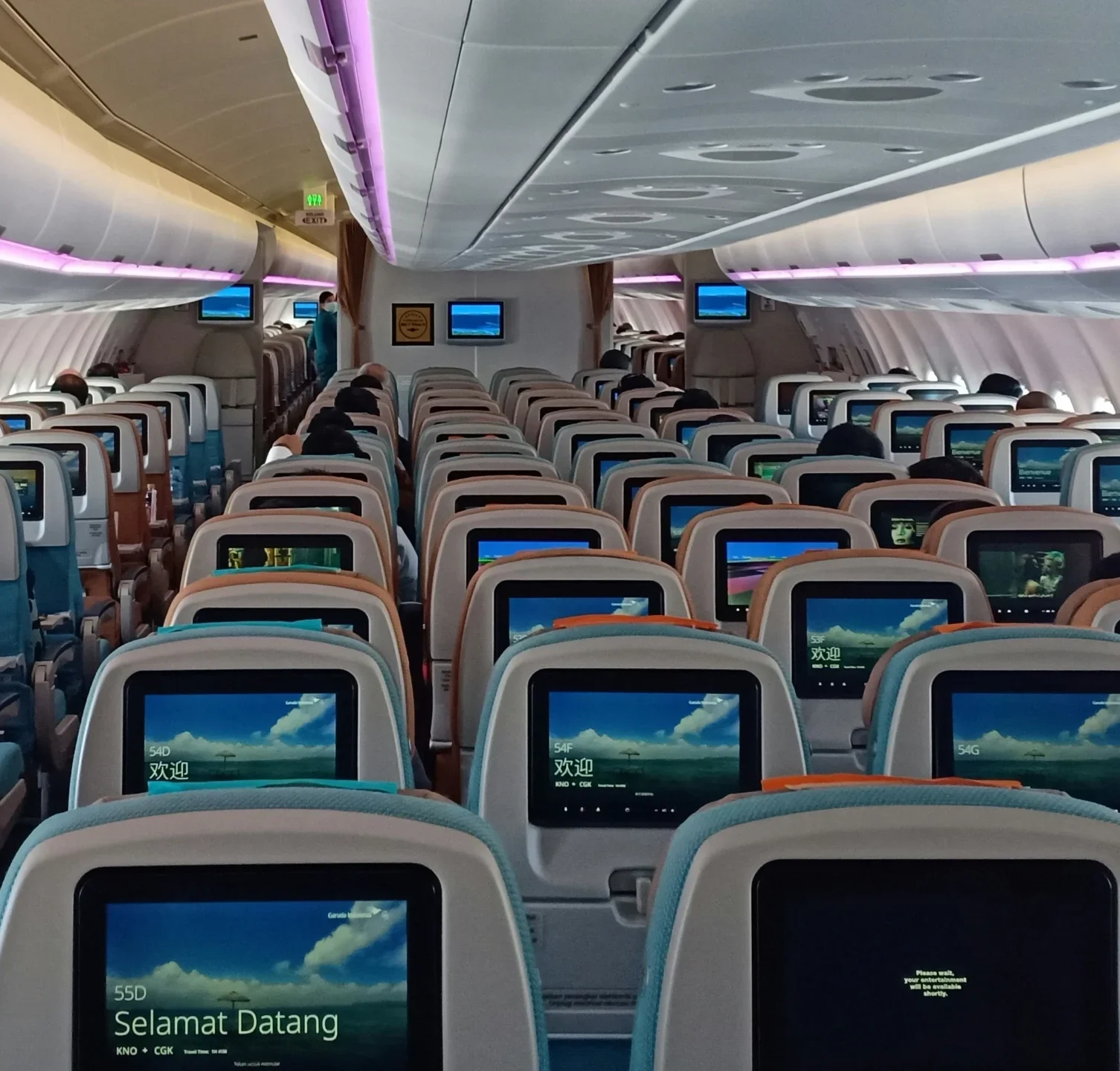 edwin-petrus-rICa0fLe88E-unsplash