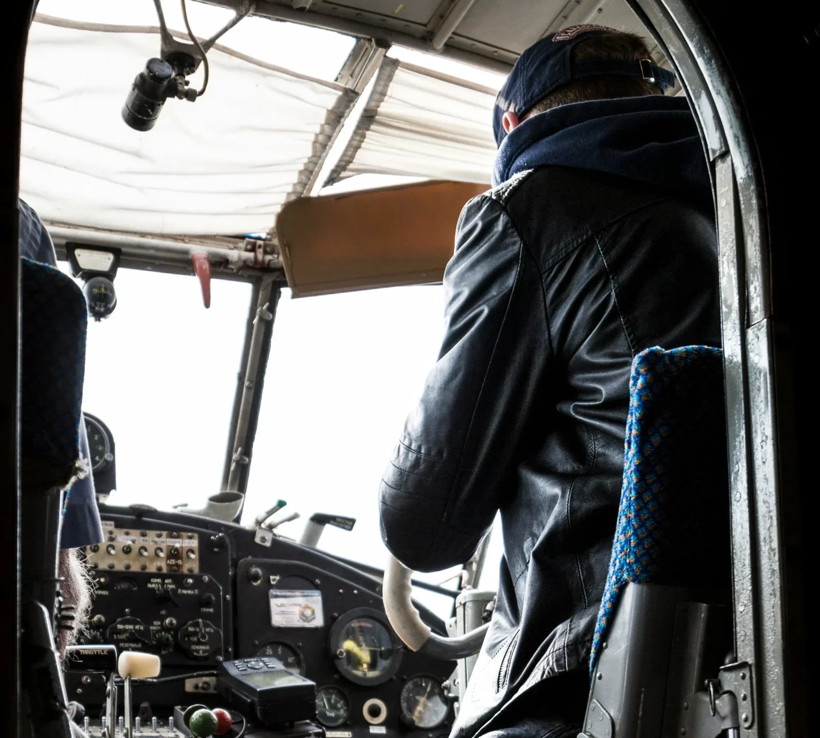 laurent-perren-WdQE9xr7CxY-unsplash